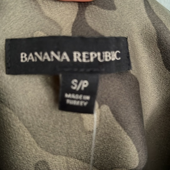 NWT Banana Republic silk camo dress size S - Picture 4 of 5